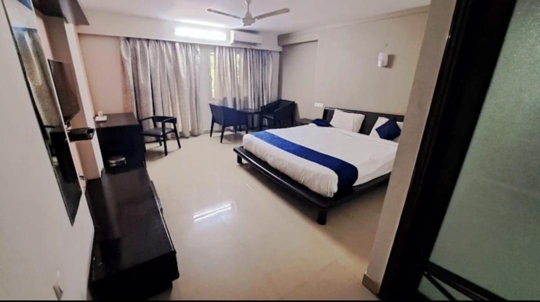 Aec Residency Otel Alappuzha Dış mekan fotoğraf