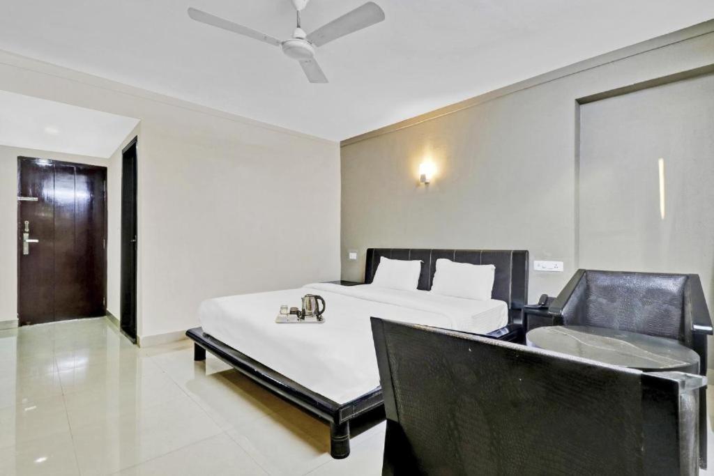 Aec Residency Otel Alappuzha Dış mekan fotoğraf